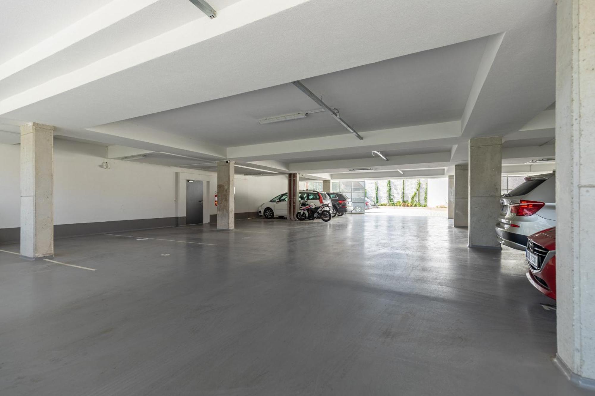 Fully Equipped Apartments With Terraces, Free Garage Parking, Netflix & Ac - By Apartmany Slapanice Cz ภายนอก รูปภาพ